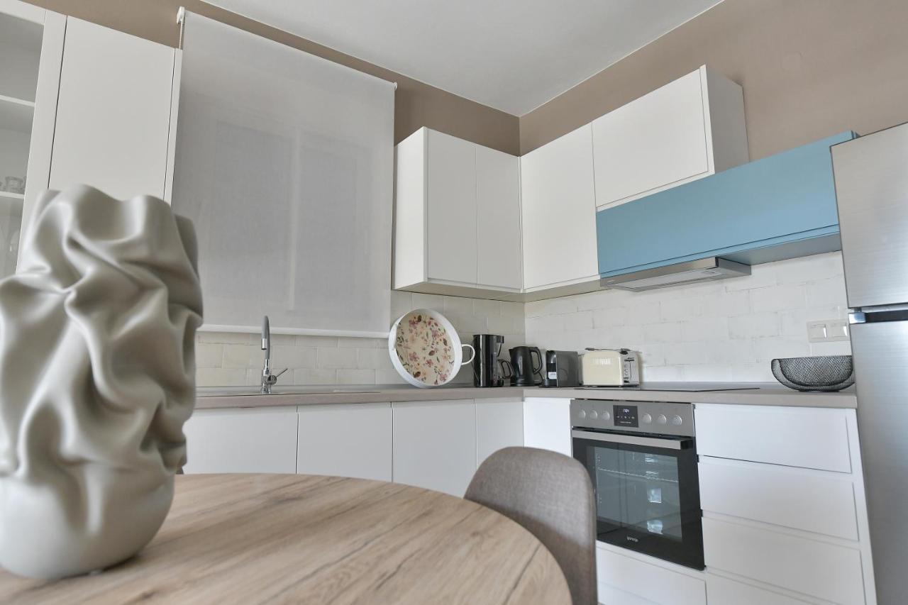Cocoon Elegant Living Apartment Геракини Екстериор снимка