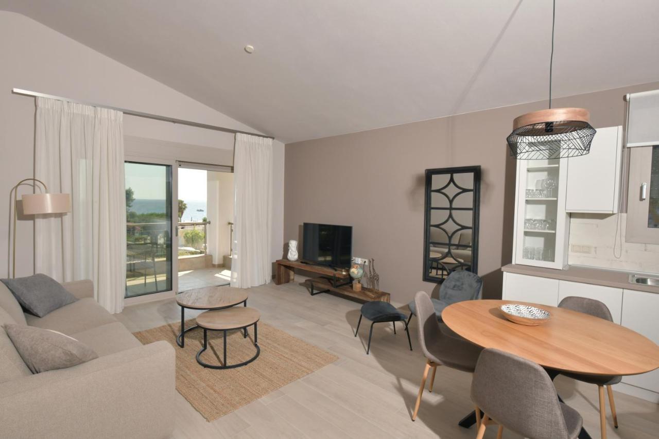 Cocoon Elegant Living Apartment Геракини Екстериор снимка